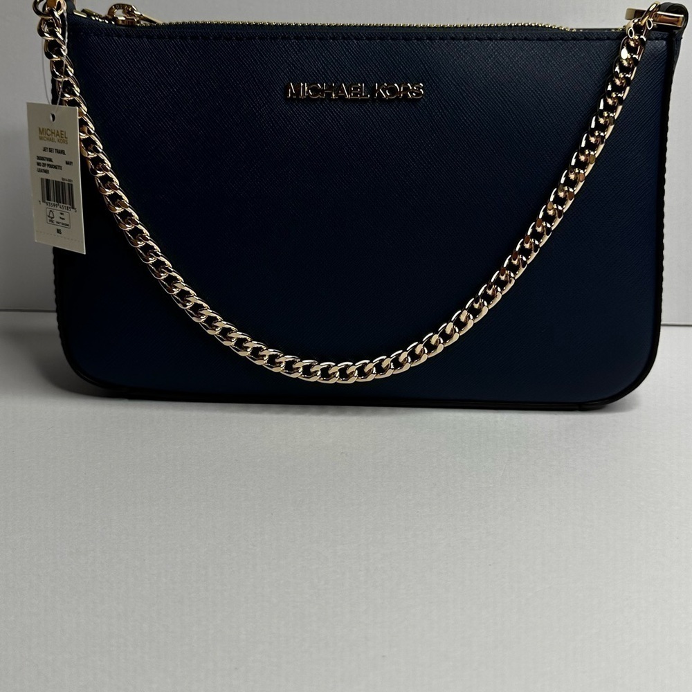 Michael Kors Jet Set Travel Medium Pouchette Crossbody Bag (Navy)